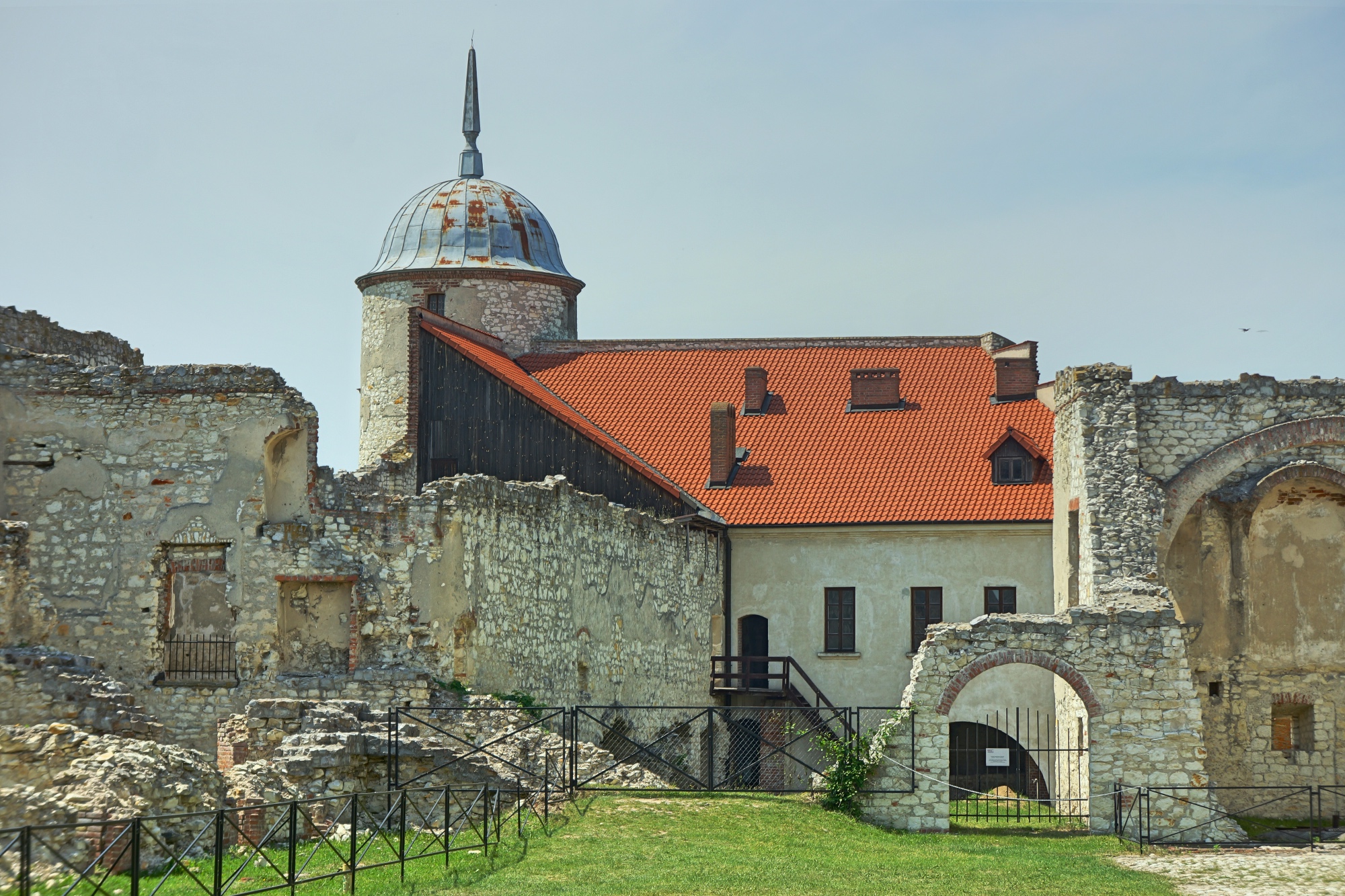 kazimierz dolny janowiec co zobaczyc gdzie zjesc zwiedzanie janowca